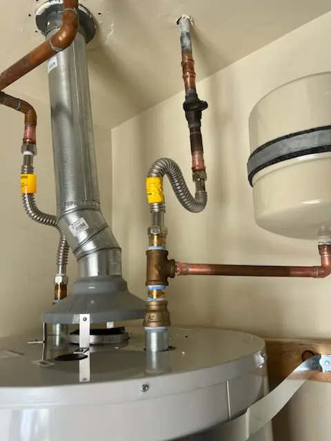 Water heater installation and plumbing repair in Hawlings Hills